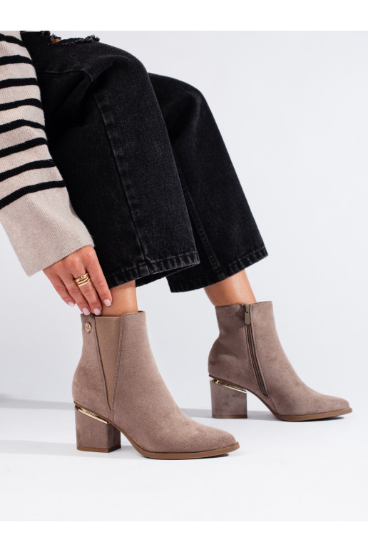 zamšādas sieviešu zābaki  