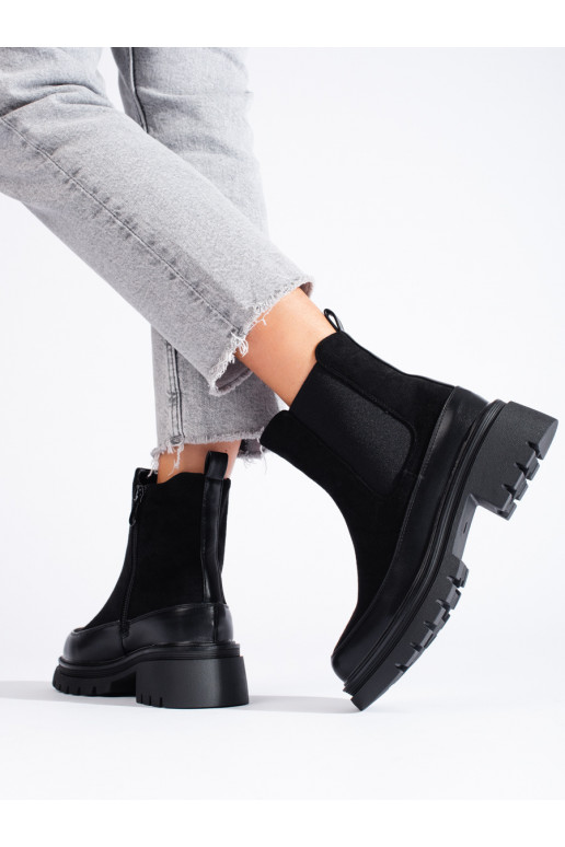 Melns  zābaki  Vinceza