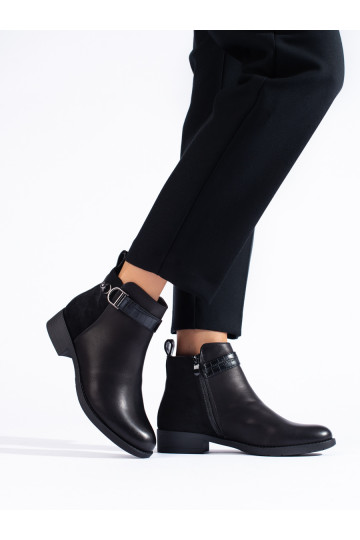 Melns  sieviešu zābaki 2