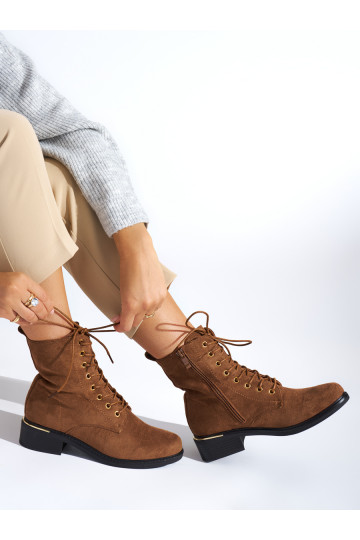 brūnas krāsas sieviešu zābaki