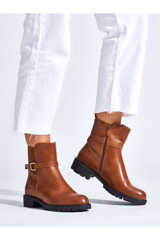 brūnas krāsas sieviešu zābaki 