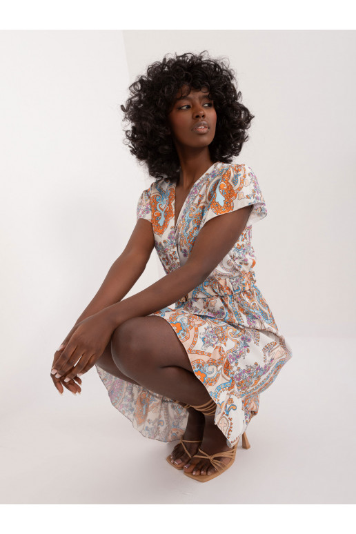 Kleita gaiši bēša