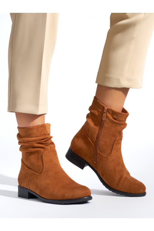 brūnas krāsas sieviešu zābaki