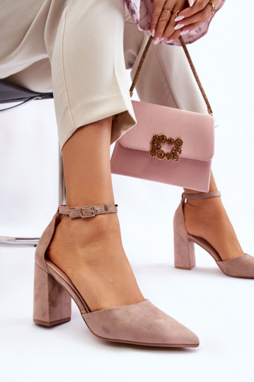 Kurpes ar papēdi smilšu krāsas Lexie