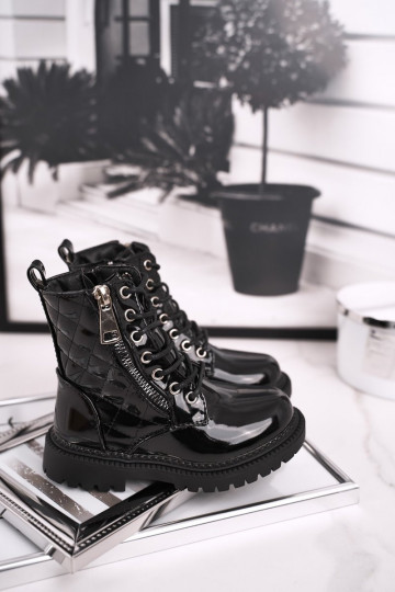 Melnas krāsas lakots... 2