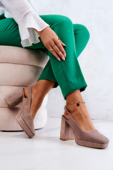 Kurpes zamšādas smilšu krāsas