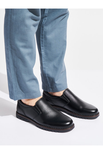 Melnas krāsas Apavi  2