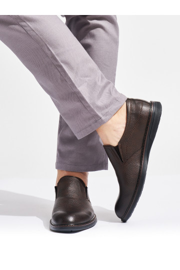 brūnas krāsas kurpes