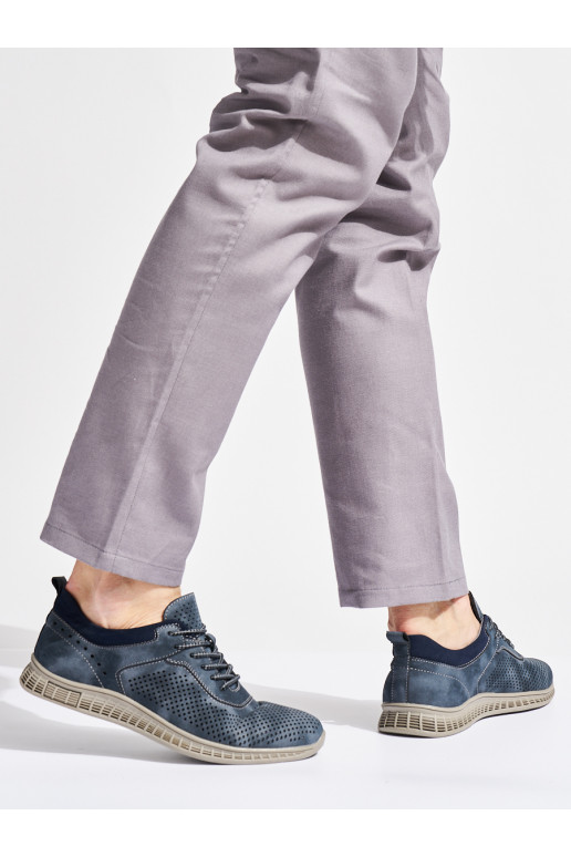   Zilas krāsas kurpes