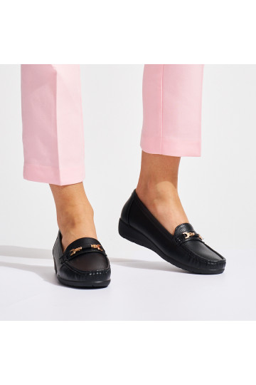 Melns sieviešu mokasīni ze zdobieniem 2