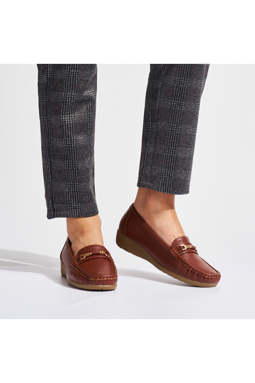 brūnas krāsas sieviešu mokasīni ze zdobieniem