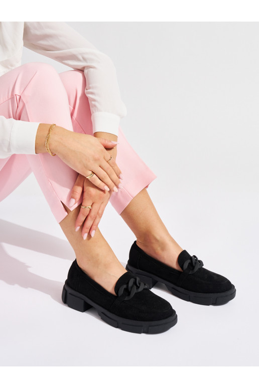 Melns  mokasīni z ozdobnym łańcuchem