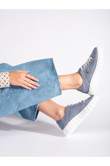 gaiši zilas krāsas kurpes ar platformu  j 2