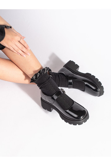 Laque Melnas krāsas mokasīni