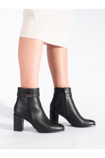 Melns zābaki  Sergio Leone 2