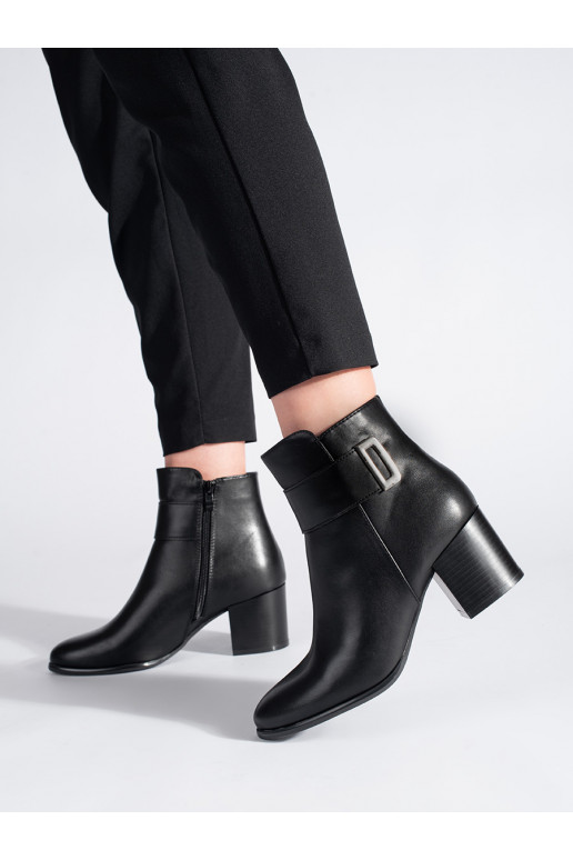 Melnas krāsas  Sergio Leone   Melnas krāsas  Sergio Leone