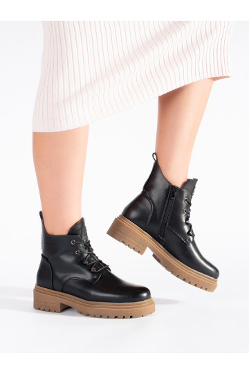 Melns  zābaki na j podeszwie Sergio Leone