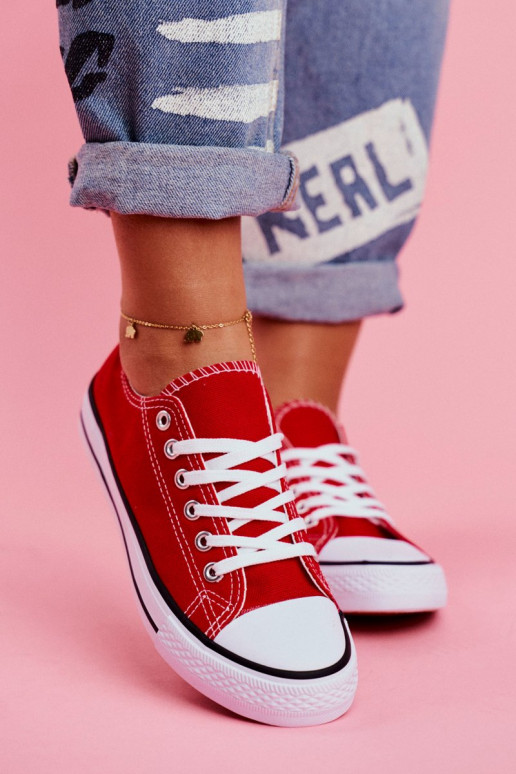 Klasiska modeļa brīvā laika apavi sarkanas krāsas