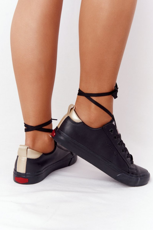 Stilīgi sporta apavi no dabīgas ādas CROSS JEANS HH2R4003C melnas krāsas