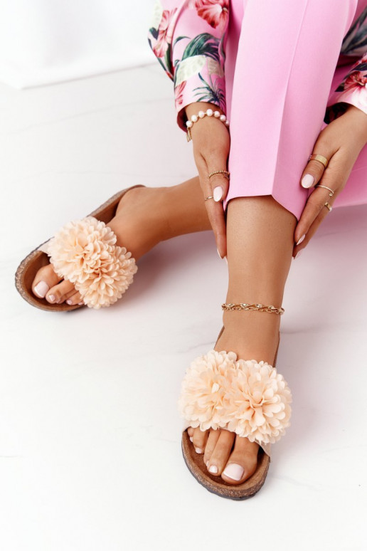 Čības  smilšu krāsas Flowerbomb Čības  smilšu krāsas Flowerbomb