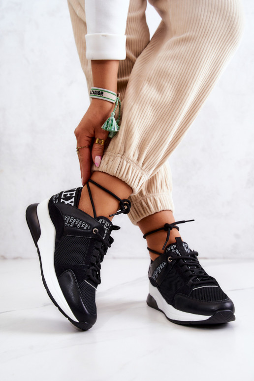Sportiska stila apavi Sneakers modeļa apavi ar platformu melnas krāsas Lorey Sportiska stila apavi Sneakers modeļa apavi ar platformu melnas krāsas Lorey