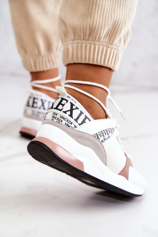Sportiska stila apavi Sneakers modeļa apavi ar platformu baltas krāsas Lorey