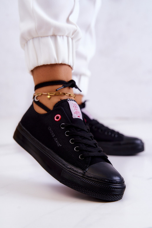Klasiska modeļa brīvā laika apavi Cross Jeans JJ2R4019C melnas krāsas