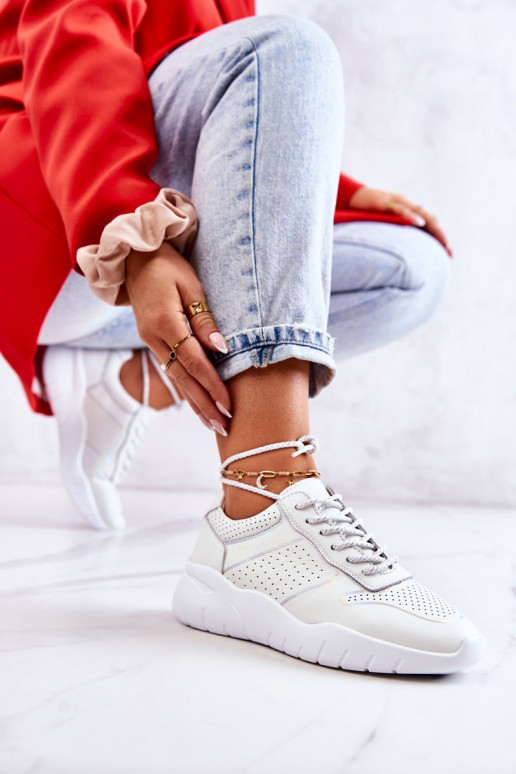 Klasiska modeļa Sneakers modeļa apavi baltas krāsas Carly Klasiska modeļa Sneakers modeļa apavi baltas krāsas Carly