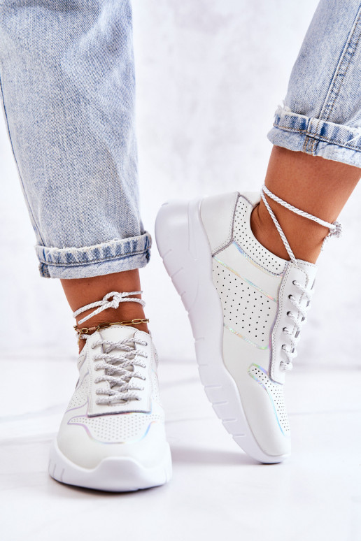 Klasiska modeļa Sneakers modeļa apavi baltas krāsas Carly Klasiska modeļa Sneakers modeļa apavi baltas krāsas Carly