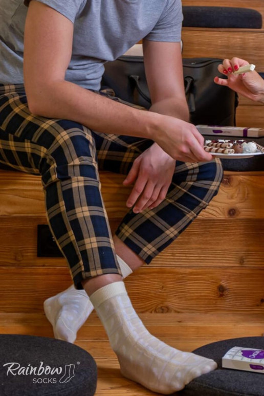  Varavīksnes zeķes  1 Pāris