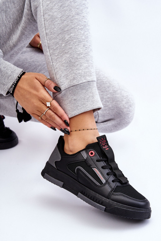 Sneakers modeļa apavi Cross Jeans LL2R4012C melnas krāsas Sneakers modeļa apavi Cross Jeans LL2R4012C melnas krāsas