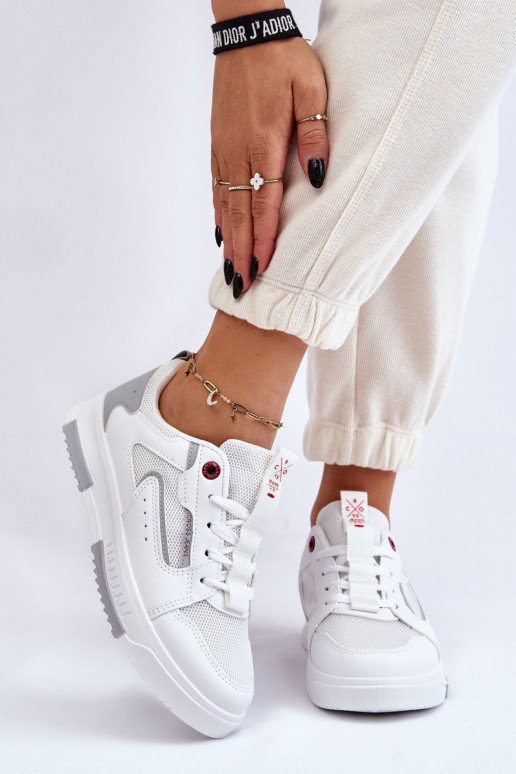 Sneakers modeļa apavi Cross Jeans LL2R4011C baltas krāsas Sneakers modeļa apavi Cross Jeans LL2R4011C baltas krāsas