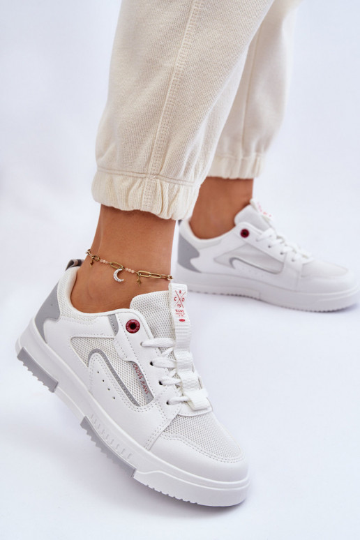 Sneakers modeļa apavi Cross Jeans LL2R4011C baltas krāsas Sneakers modeļa apavi Cross Jeans LL2R4011C baltas krāsas