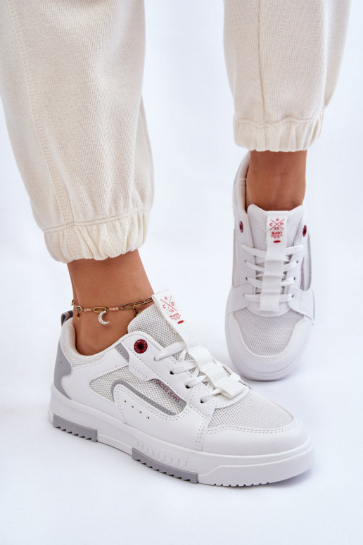 Sneakers modeļa apavi Cross Jeans LL2R4011C baltas krāsas Sneakers modeļa apavi Cross Jeans LL2R4011C baltas krāsas
