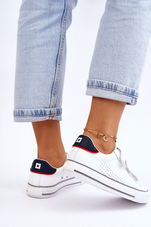 Sporta apavi ar lipīgām aizdarēm Big Star LL274A207 baltas krāsas