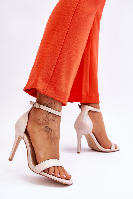 Stilīgasrnas sandales augstpapēžu kurpes smilšu krāsas Rayden