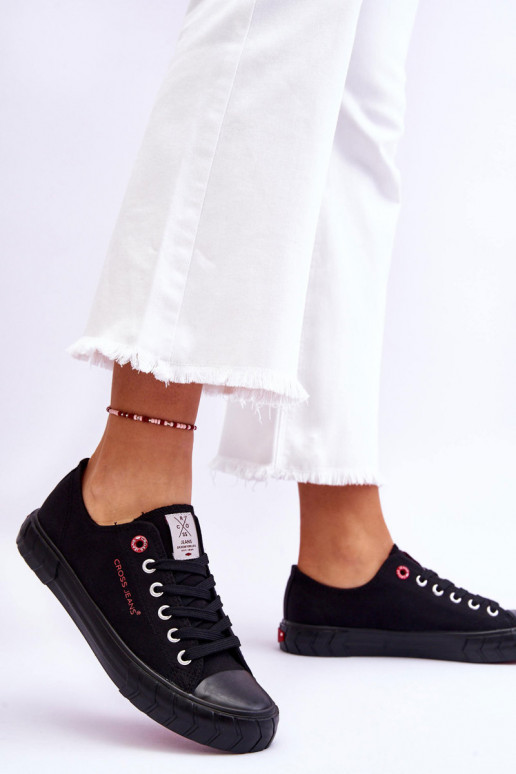 Klasiska modeļa Sieviešu apavi Cross Jeans LL2R4051 melnas krāsas