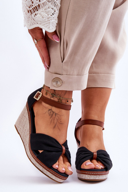 Sieviešu basenes melnas krāsas Daphne