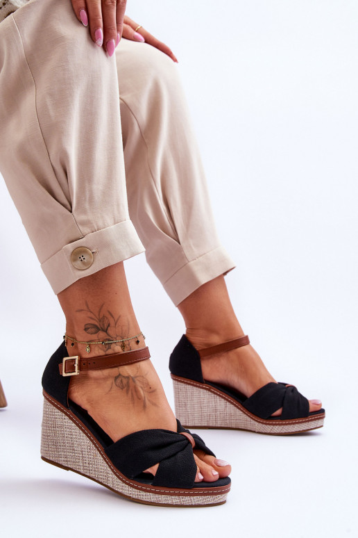 Sieviešu basenes melnas krāsas Daphne