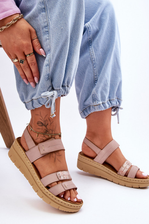 Sandales ar lipīgiem stiprinājumiem Rozā krāsas Fresh Look