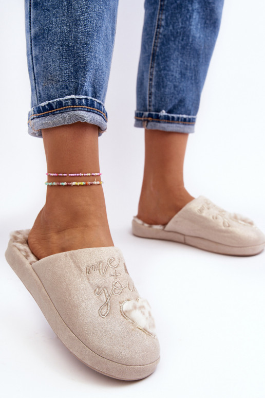 spīdīgs Čības smilšu krāsas Geraja spīdīgs Čības smilšu krāsas Geraja