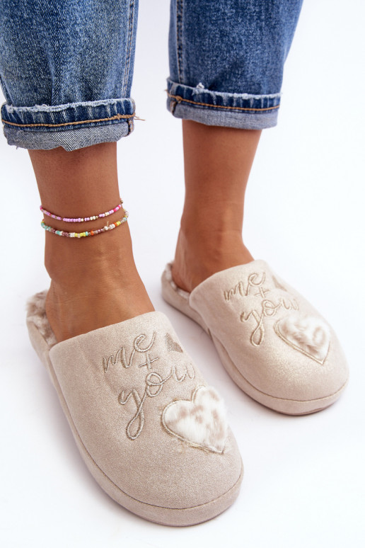 spīdīgs Čības smilšu krāsas Geraja spīdīgs Čības smilšu krāsas Geraja