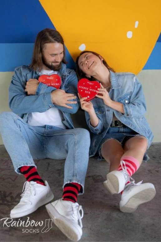 Zeķes COUPLE BOX 2 pāri Kaste ar sirsniņām