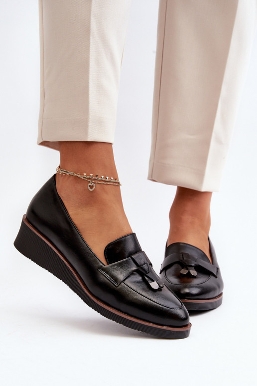 apavi ar ornamentiem melnas krāsas Miliret