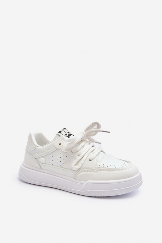 Sneakers modeļa apavi Eko baltas krāsas Avanalis Sneakers modeļa apavi Eko baltas krāsas Avanalis