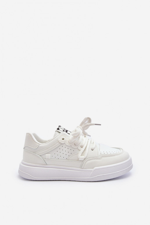 Sneakers modeļa apavi Eko baltas krāsas Avanalis Sneakers modeļa apavi Eko baltas krāsas Avanalis