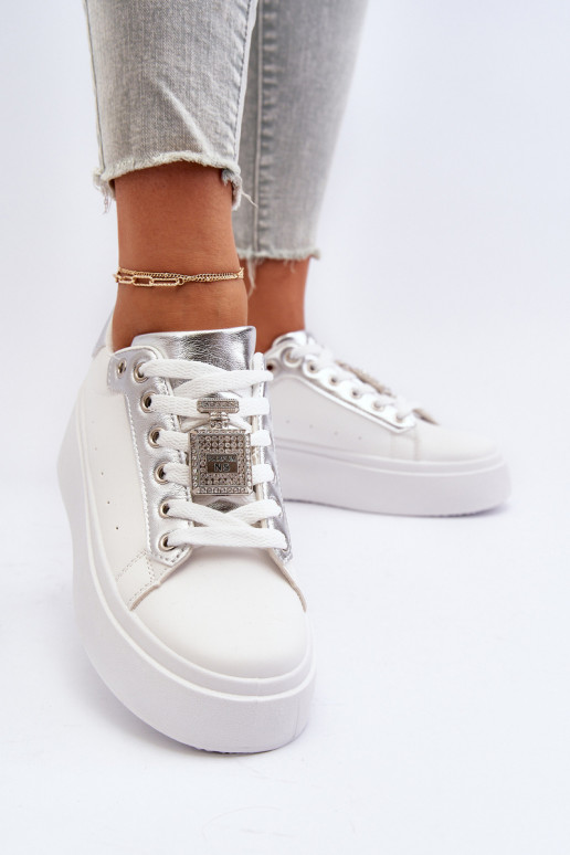 Sneakers modeļa apavi ar ornamentiem baltas krāsas Celedria Sneakers modeļa apavi ar ornamentiem baltas krāsas Celedria