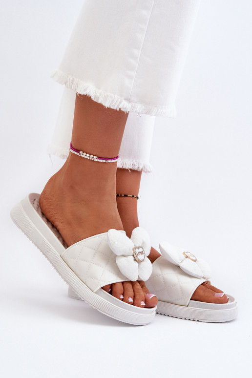 sieviešu čības ar ornamentiemj Platformie baltas krāsas Cedrella