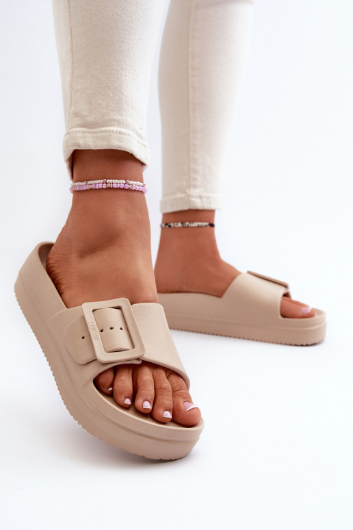 Vieglas čības ar platformu ar sprādzēm Big Star NN274A666 smilšu krāsas