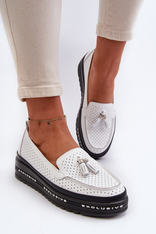 Sieviešu mokasīni ar apzeltītu zoli baltas krāsas Assetnima